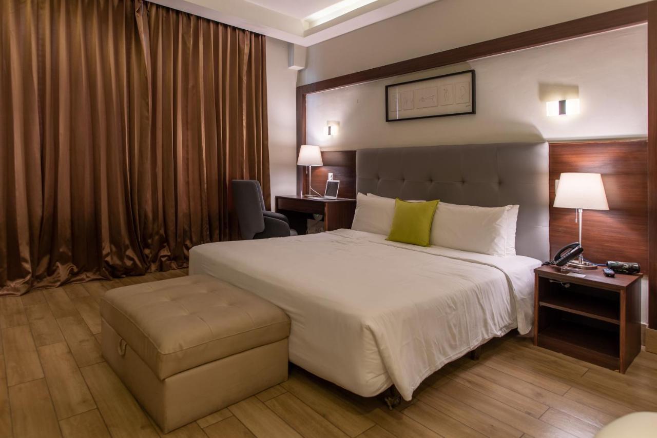 Weston Suites Hotel Santo Domingo Dış mekan fotoğraf